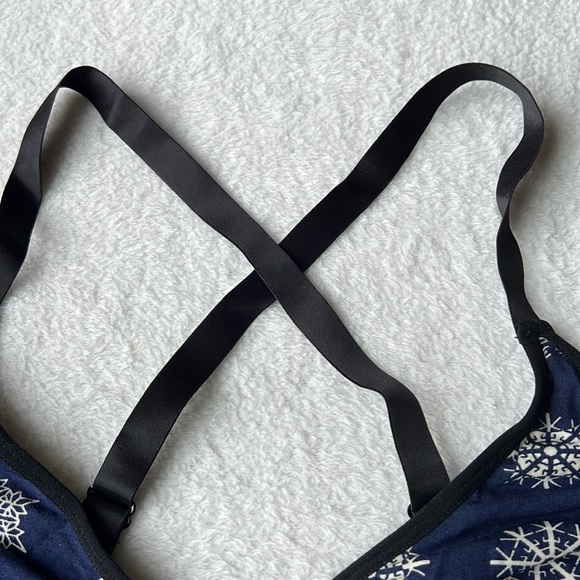 TOMBOYX Snowflake Bralette - Picture 11 of 14
